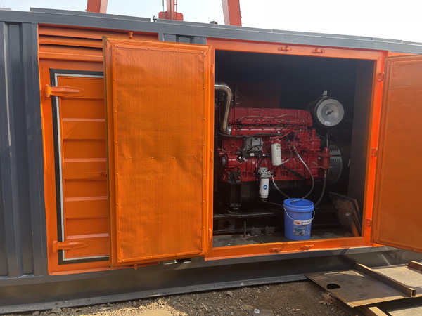 盘县柴油发电机组在高温环境下运行时需要注意哪些问题？